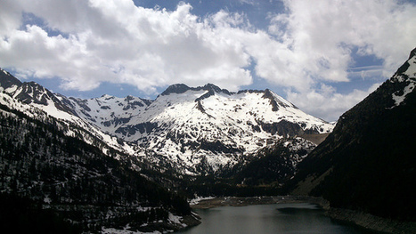 Petit pic, pic central et grand pic d'Estaragne,  depuis le lac d'Orédon | Vallées d'Aure & Louron - Pyrénées | Scoop.it