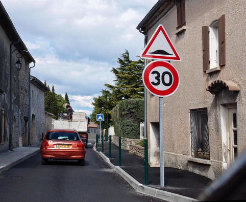 Reconquérir les rues 1/2 - URBIS Le mag | Veille territoriale AURH | Scoop.it