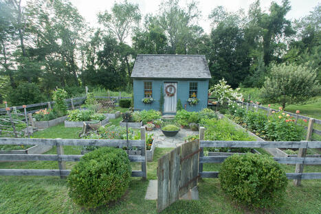 15 Vegetable Garden Fence Ideas to Protect Your Plants | Best Backyard Patio Garden Scoops | Scoop.it