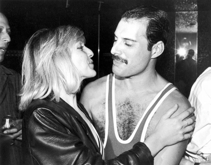 Freddie Mercury's Longtime Friend And Heiress Mary Austin Will Make Almost $240 Million From Queen Catalog Sale | Family Office & Billionaire Report - Empowering Family Dynasties | Scoop.it