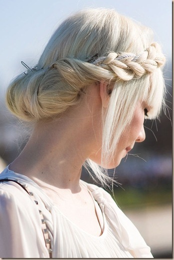 Hair Trends- The Updo Goes Modern - Fashion Forum - StyleBistro | kapsel trends | Scoop.it