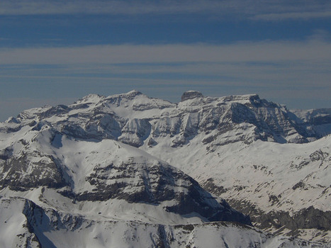 Zoom sur "Las Tres Sorores" depuis Crabanouse le 9 avril 2014 - Simon d'Etache | Vallées d'Aure & Louron - Pyrénées | Scoop.it