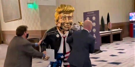 'Worshipping the golden jackass': CPAC mocked for displaying giant gold Trump statue - RawStory.com | Agents of Behemoth | Scoop.it