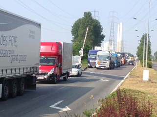 Le Havre - Loi Travail. Blocage de la zone industrielle du Havre. L'économie paralysée | Veille territoriale AURH | Scoop.it