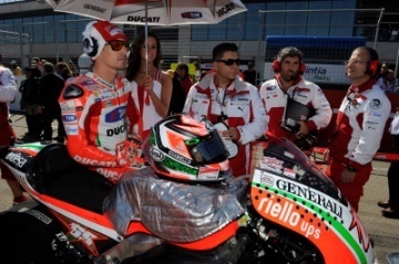 Nicky Hayden reveals Aragon fracture | Crash.Net | Ductalk: What's Up In The World Of Ducati | Scoop.it