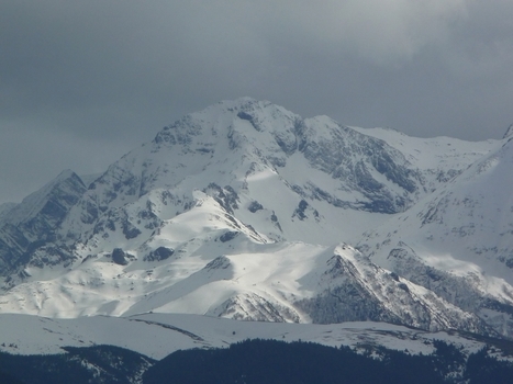 Au-dessus de l’Aspin ce 31 mars : le pic d'Estos | Le blog de Michel BESSONE | Vallées d'Aure & Louron - Pyrénées | Scoop.it