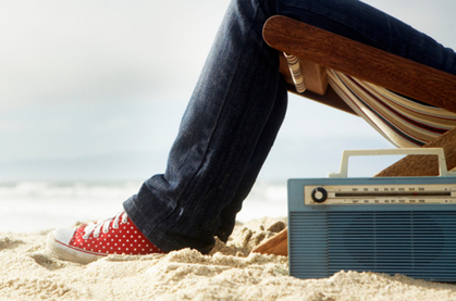 N.130 - L'info : les Français emmènent leur webradio en vacances ! | UseNum - WebMedia | Scoop.it