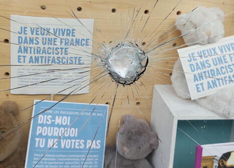 “Je n'ai pas peur” : une librairie vandalisée pour une vitrine anti-extrême droite | L'actualité des bibliothèques | Scoop.it