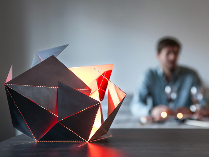 The Origami Lamp of Steel | Yanko Design | Découvrir, se former et faire | Scoop.it