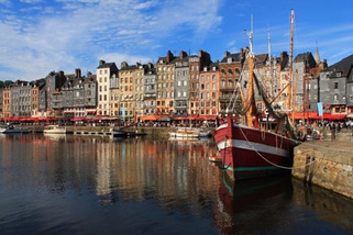 Honfleur - « Midi en France », l'émission de France 3, pose ses caméras à Honfleur | Veille territoriale AURH | Scoop.it