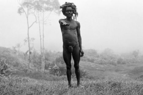 Australian journalist captures Pacific conflict through photography | ABC Radio Australia | Mobile Photography | Scoop.it