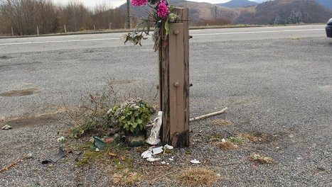 Ils tronçonnent une croix du Christ sur un emplacement millénaire  | Vallées d'Aure & Louron - Pyrénées | Scoop.it