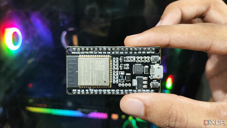 5 simple projects anyone can build with an ESP32 microcontroller | Raspberry Pi | Scoop.it